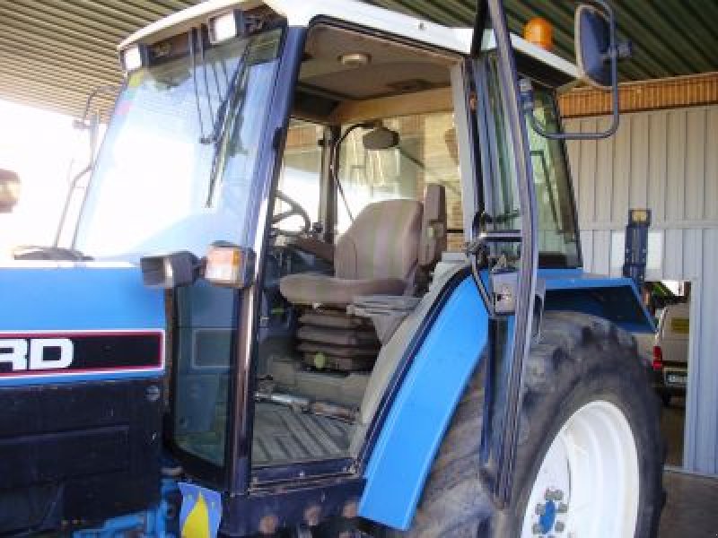 Traktor типа Ford 7840, Gebrauchtmaschine в Valcabado – Zamora (Фотография 1)