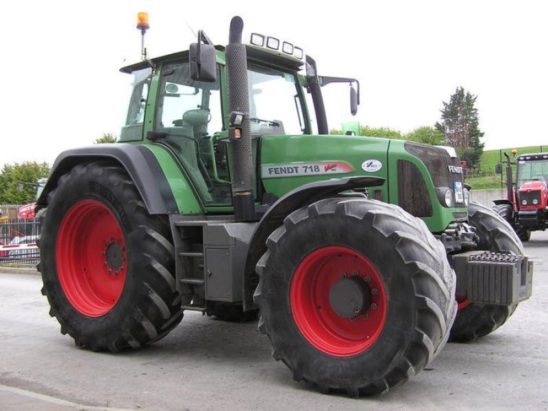 Traktor типа Fendt 718, Gebrauchtmaschine в Co Killenney (Фотография 1)