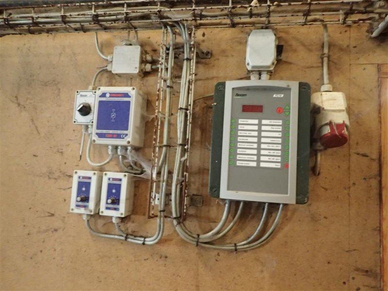 Sonstiges типа Sonstige Ventilationsstyring, Farmcontrol, 2 sæt,, Gebrauchtmaschine в Egtved (Фотография 1)
