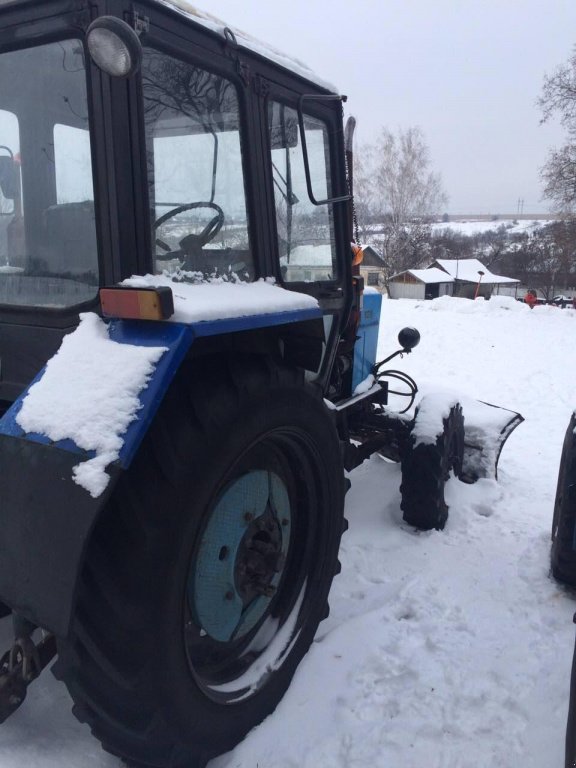 Oldtimer-Traktor типа Belarus Беларус-82, Neumaschine в Не обрано (Фотография 2)